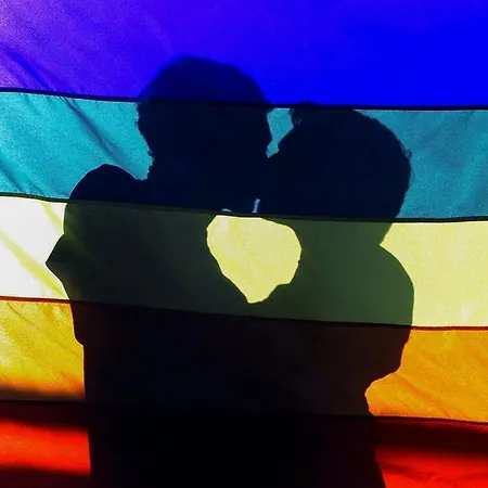 My Rainbow Gay Men's בית הארחה